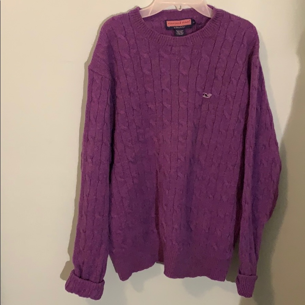Vineyard vine sweater